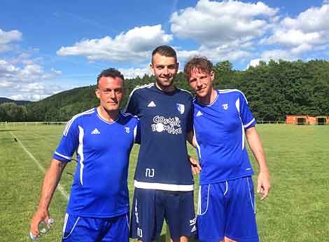 Ein Teil der Fußballmannschaft der Eichsfelder Werkstätten