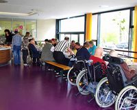 Auch Rollstuhlfahrer haben im Pflegeheim in Heiligenstadt genug Platz
