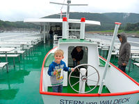 Eine Schifffahrt auf dem Edersee macht das Kinder- und Jugensheim aus Heiligenstadt